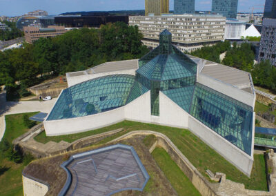 Musée d’art moderne Grand-Duc Jean à Kirchberg – Luxembourg